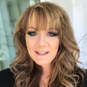 Meet your Posher, Gayle